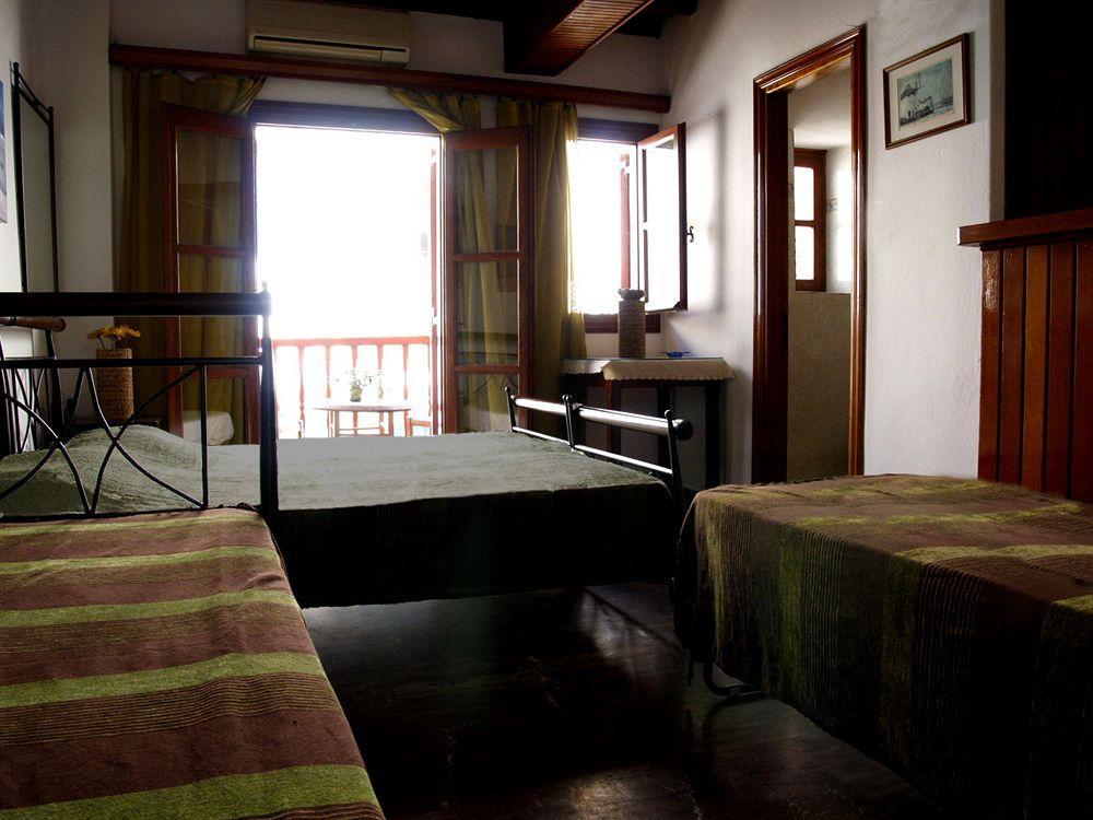 Elena Studios & Suites Ornósz Kültér fotó
